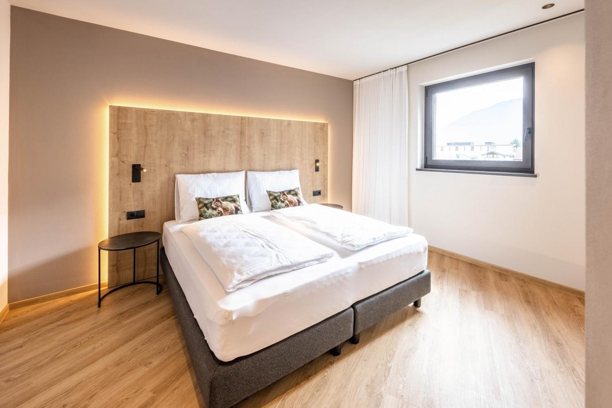 Villa Hubertus Luxuria Nova Suites - Adults Friendly Натурно Екстериор снимка