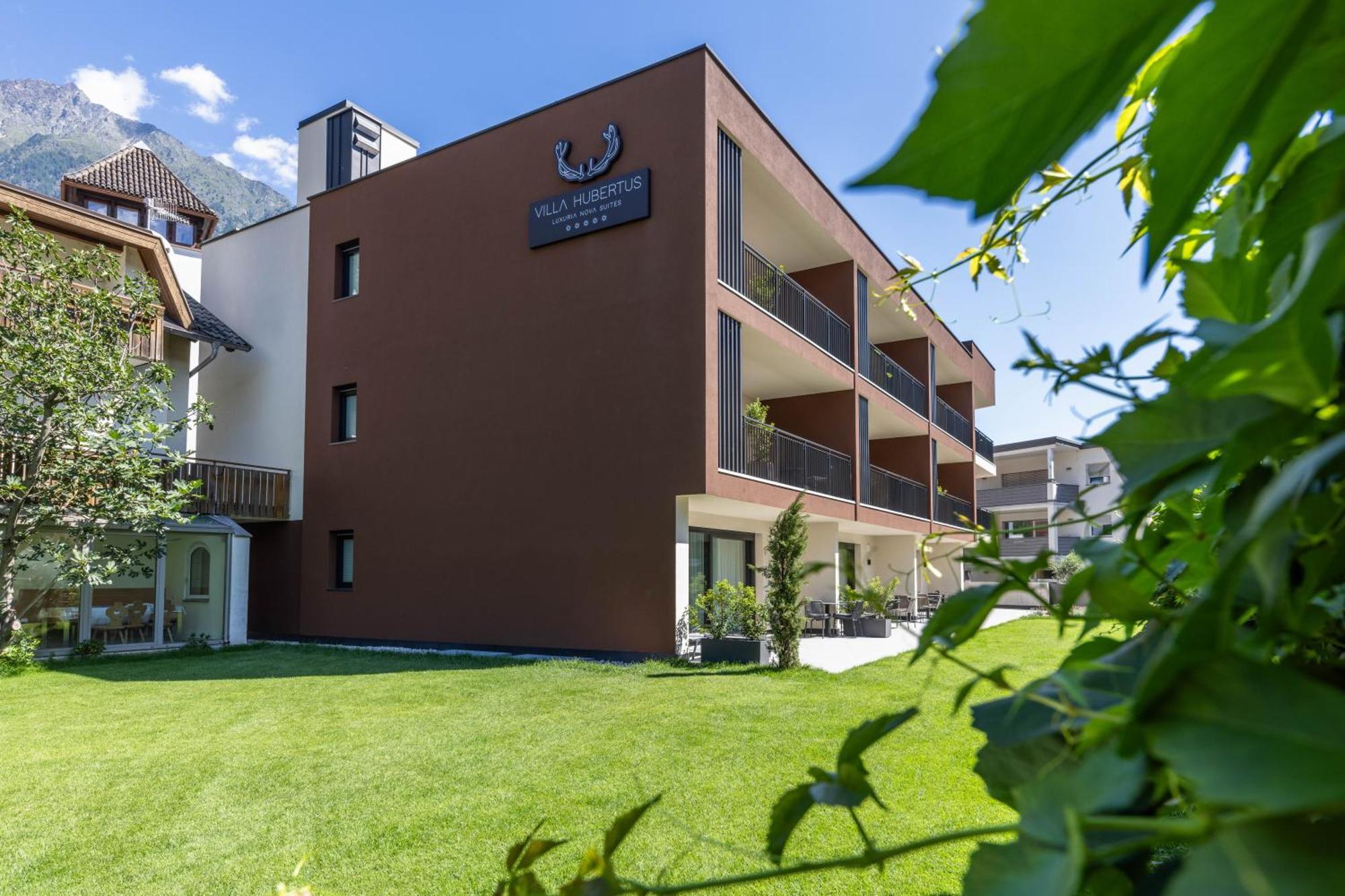Villa Hubertus Luxuria Nova Suites - Adults Friendly Натурно Екстериор снимка